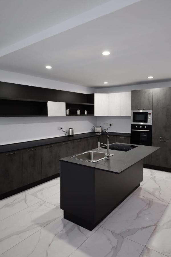 Spacious Deluxe Seaside Escape San Pawl il-Baħar Zewnętrze zdjęcie